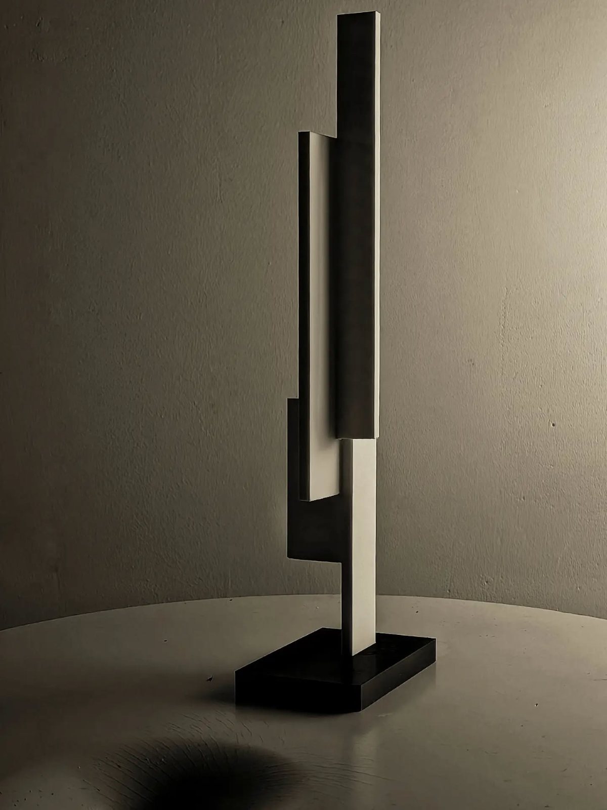 Sketch for a sculpture, 2026 · Modellen · Eric Lugtigheid (2/3)