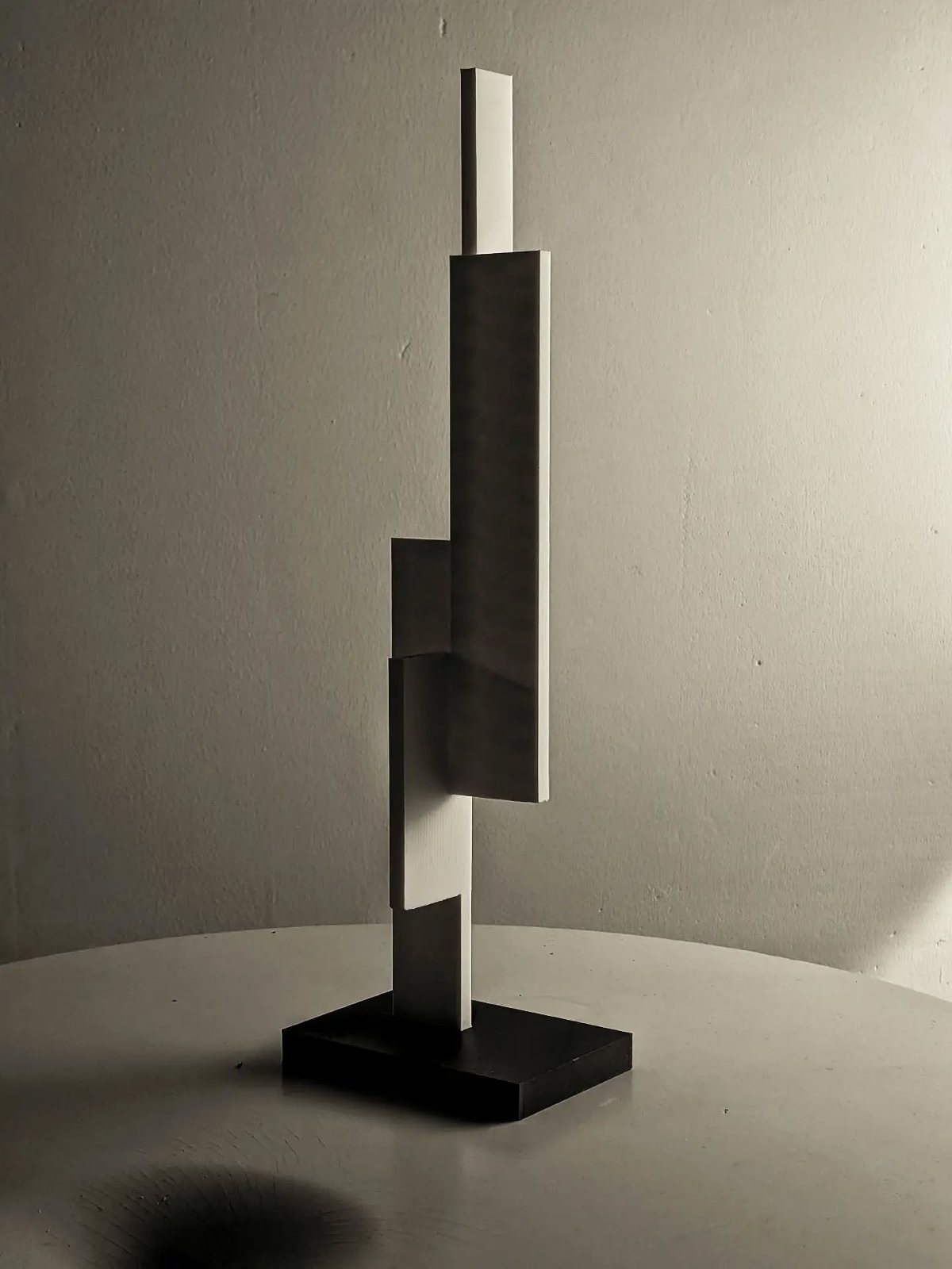 Sketch for a sculpture, 2026 · Modellen · Eric Lugtigheid (3/3)
