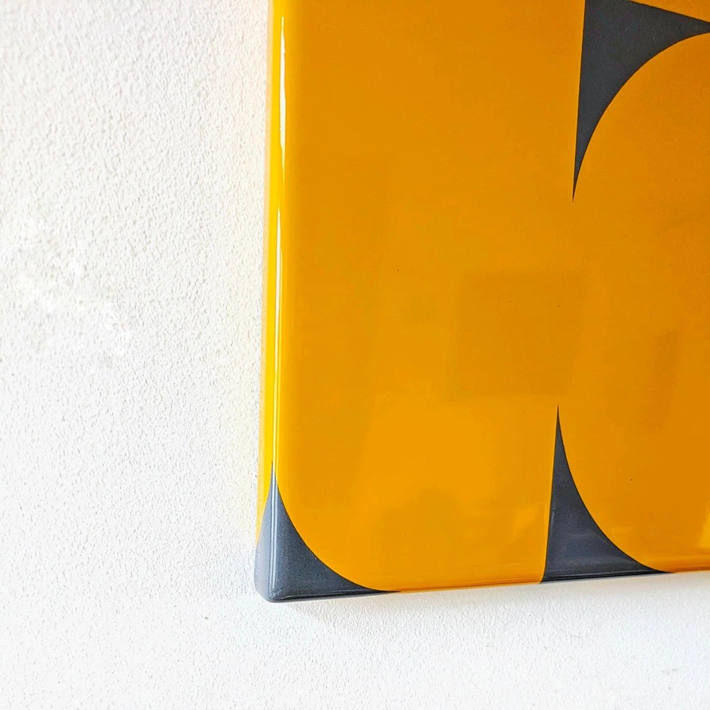 For outside / voor buiten / für draußen / pour l'extérieur, 2024 · Gemälde · Eric Lugtigheid (3/4)
