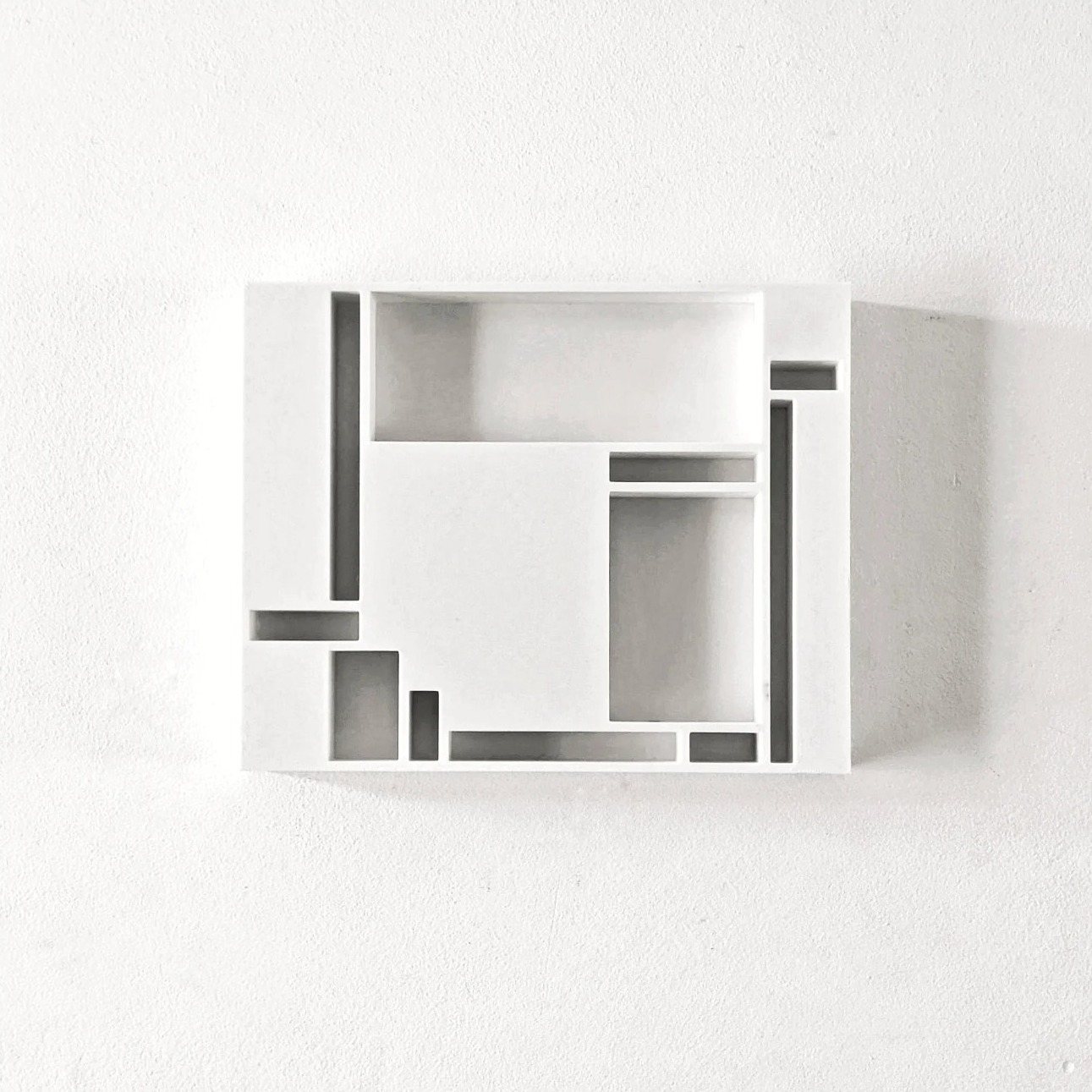 Form, White, Space, 2025 · 3D-prints · Eric Lugtigheid (1/2)