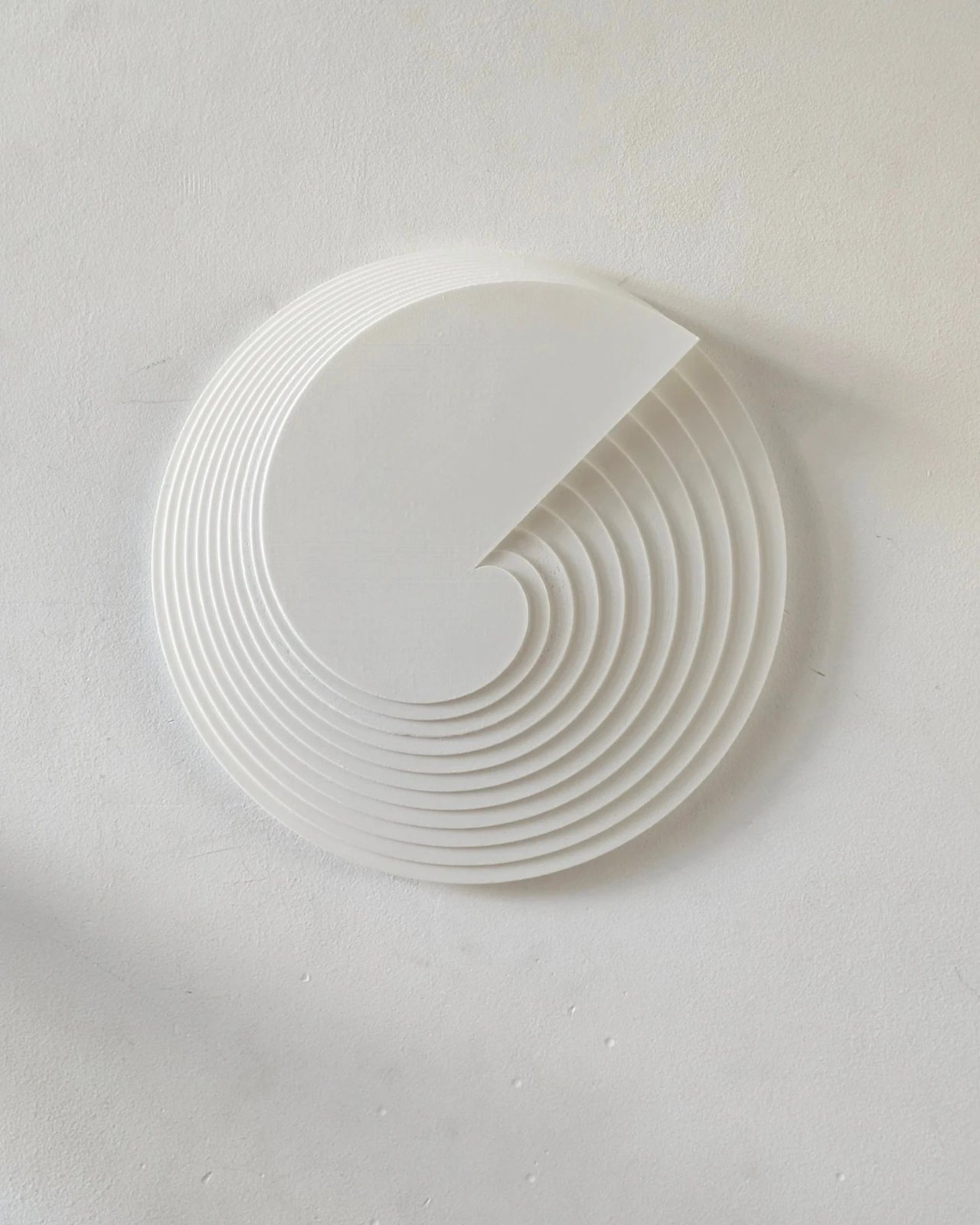 Birth of the Circle, 2025 · 3D-Drucke · Eric Lugtigheid (1/2)