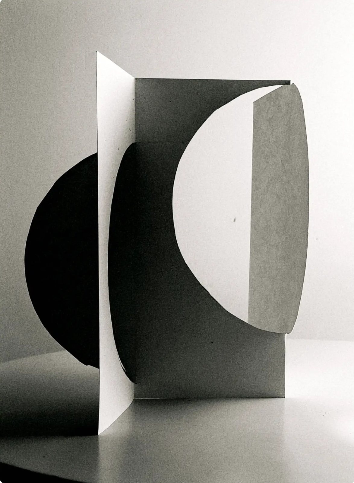 Papercut (A5), 2026 · Eric Lugtigheid (2/2)